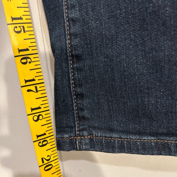 Warehouse One Size 16+ Bottoms Up Skinny Capri - Picture 3 of 13